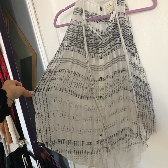 Free People ONE Women's Black & white Neck Tie Sleeveless Blouse - Picture 3 of 7